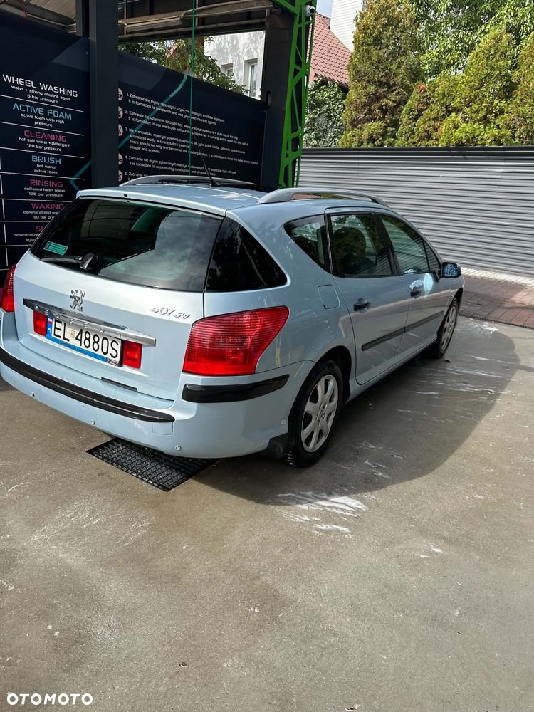 Peugeot 407 - 6
