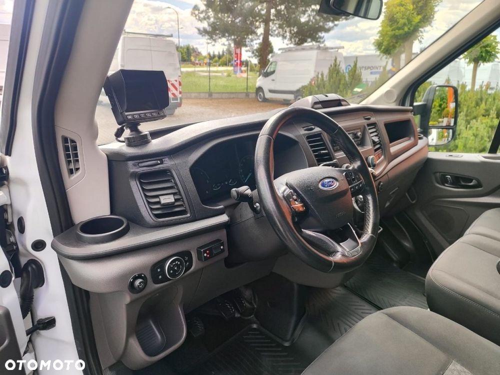 Ford Transit - 13