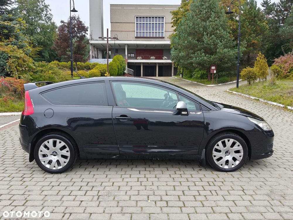 Citroën C4 1.6 16V Confort - 5