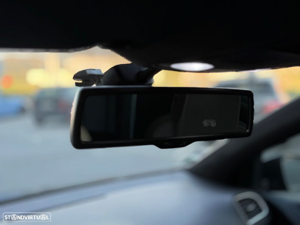 VW Golf 2.0 R DSG - 30