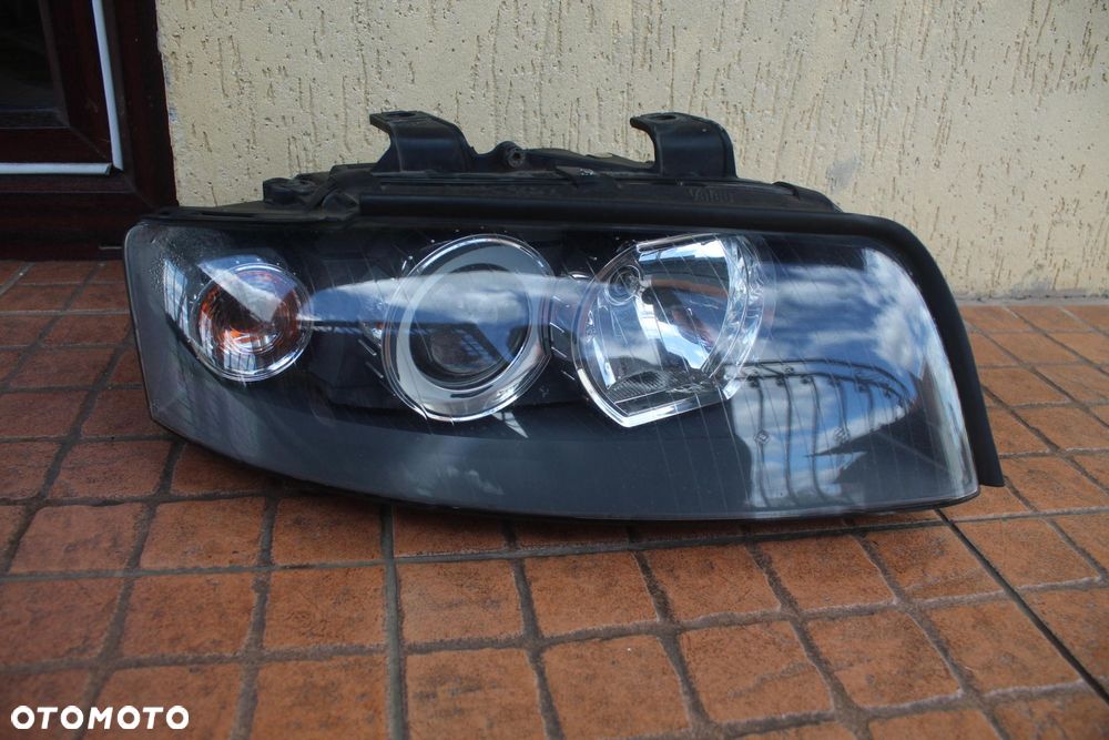 LAMPA PRAWY PRZÓD XENON EUROPA AUDI A4 B6 8E0941004P - 2
