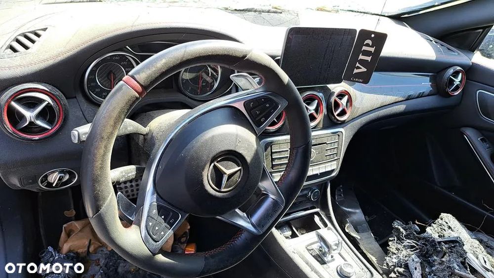 Mercedes-Benz CLA - 5