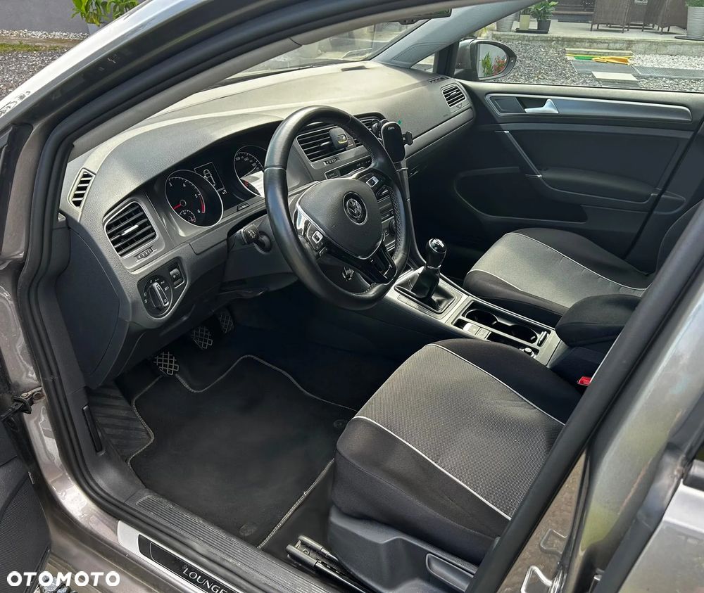 Volkswagen Golf 1.6 TDI BlueMotion Trendline - 5
