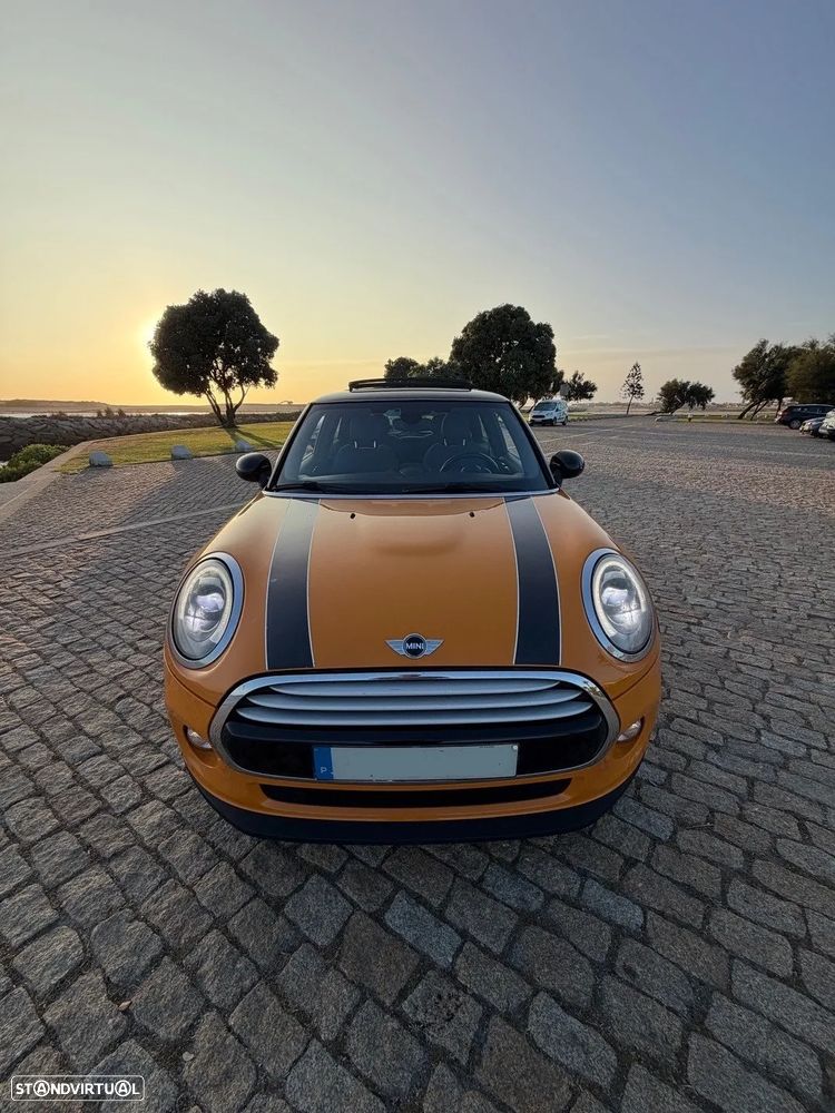 MINI 3 Portas Cooper D - 2