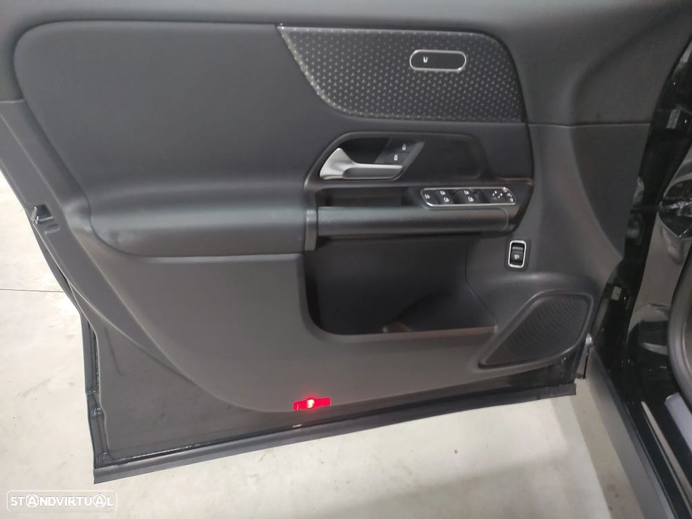 Mercedes-Benz GLA 180 d Progressive - 7