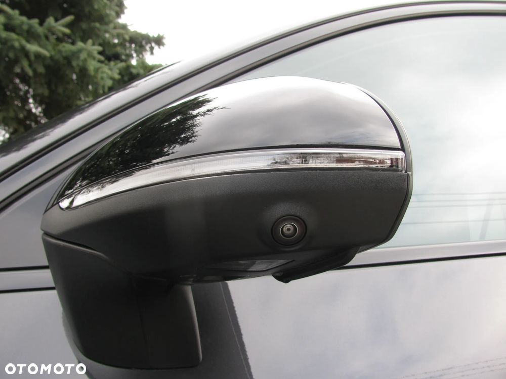 Mercedes-Benz GLC - 25