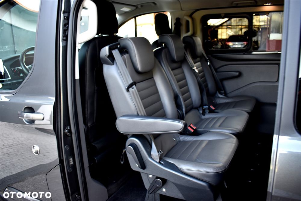 Ford Tourneo Custom 2.0 TDCi L2 Titanium - 31