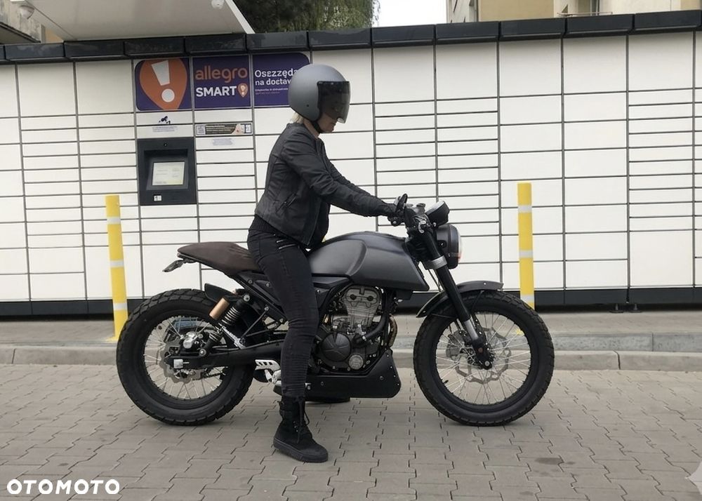 Mondial HPS 125 - 14