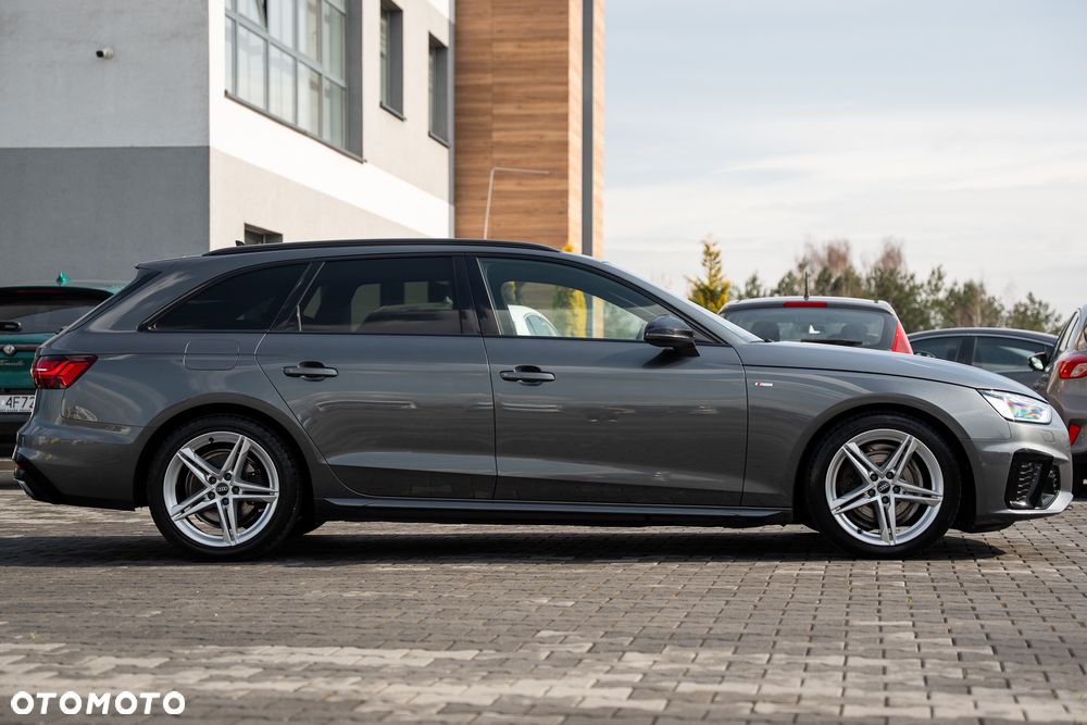 Audi A4 Avant 35 TFSI S tronic S line - 17