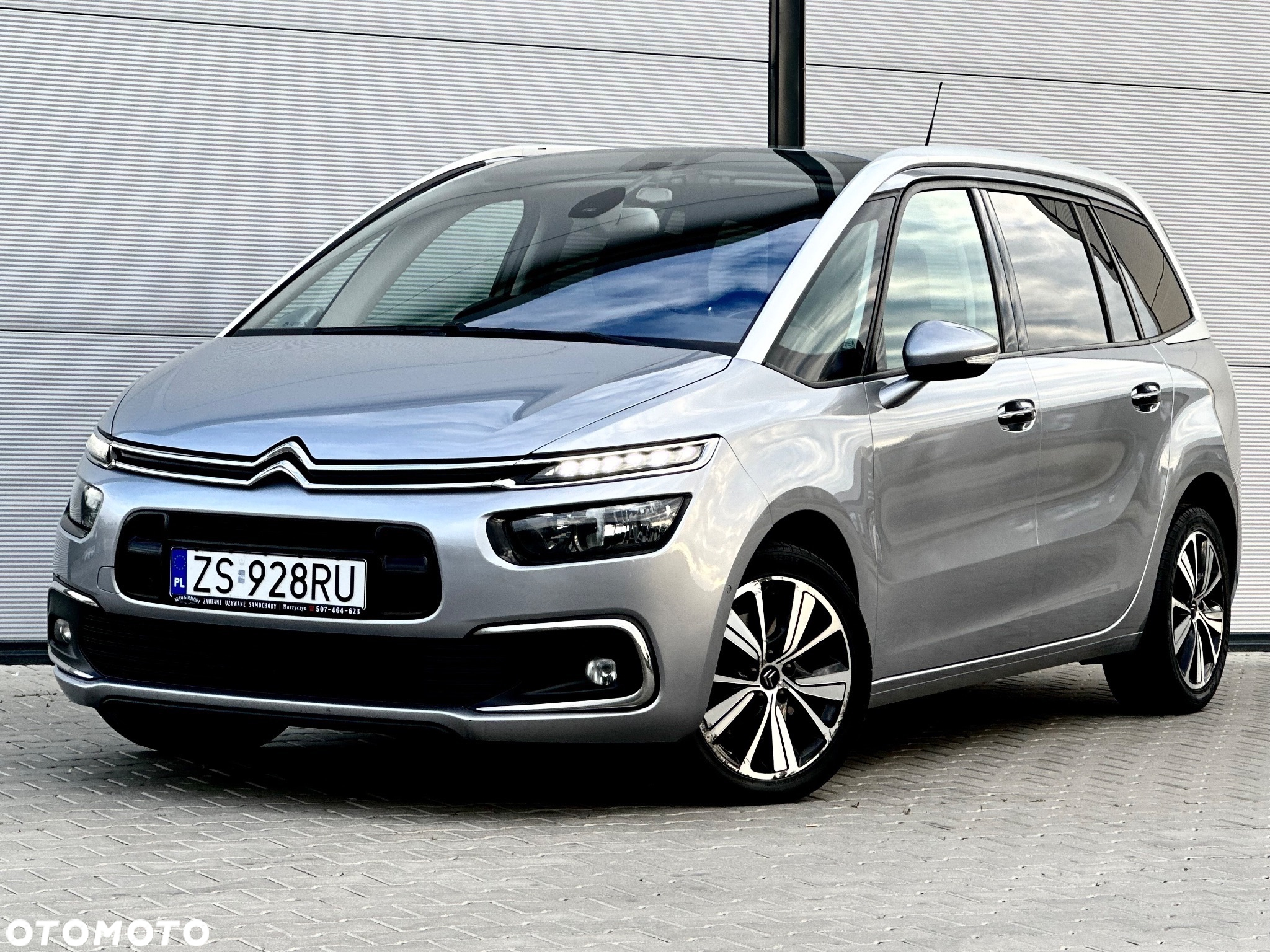 Citroën C4 Grand Picasso BlueHDi 150 EAT6 Exclusive - 3