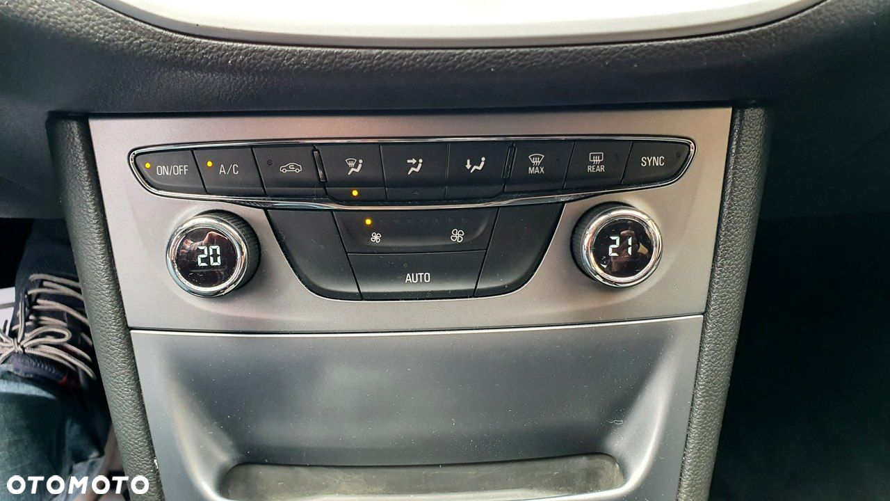 Opel Astra - 28
