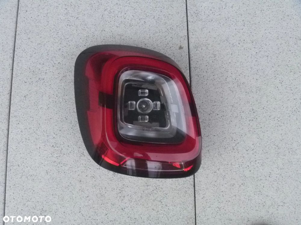 FIAT 500X LAMPA TYLNA LEWA ORYGINAŁ 52092842 EUROPA