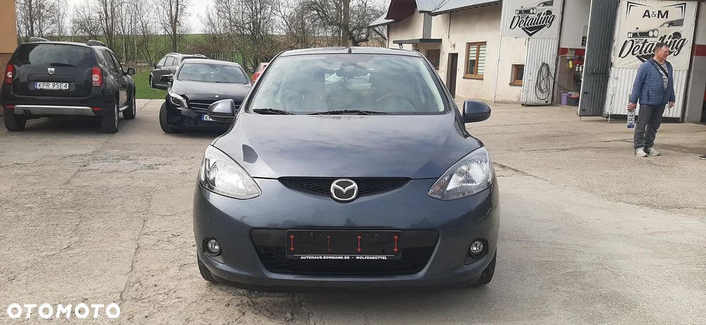 Mazda 2 - 3