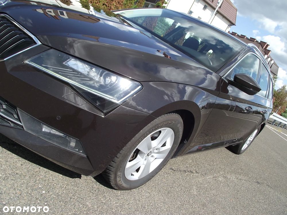 Skoda Superb 1.8 TSI Ambition - 13