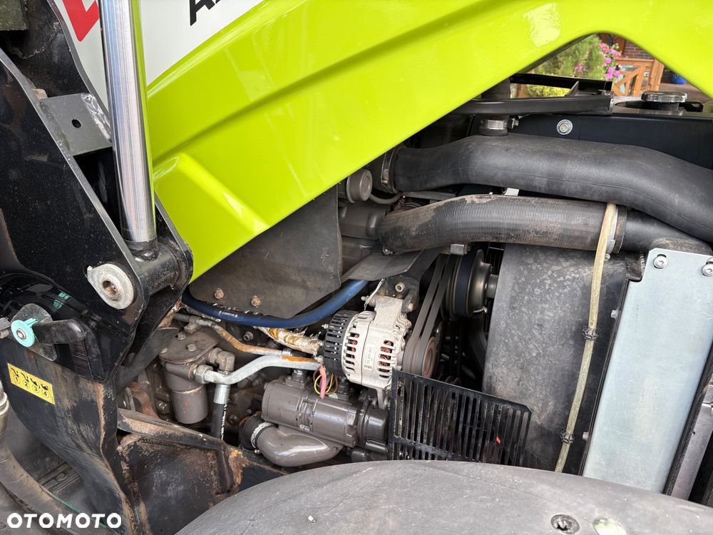 Claas Axos 310 + ładowacz - 14