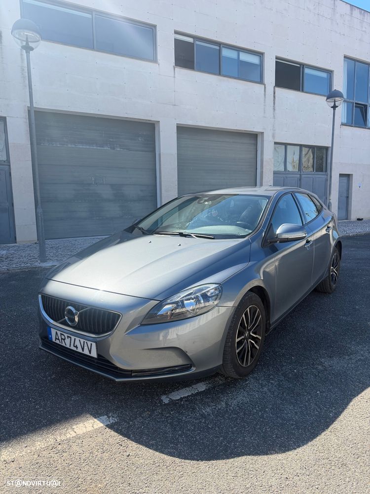 Volvo V40 D2 Kinetic - 3