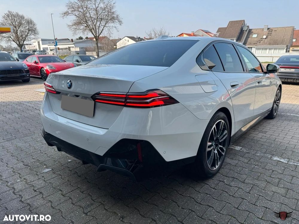 BMW Seria 5 520d Aut. - 6