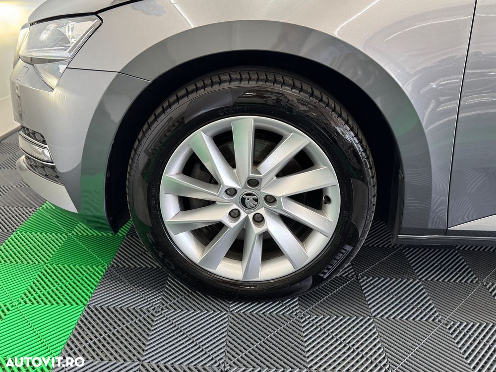 Skoda Superb 2.0 TDI DSG Style - 19