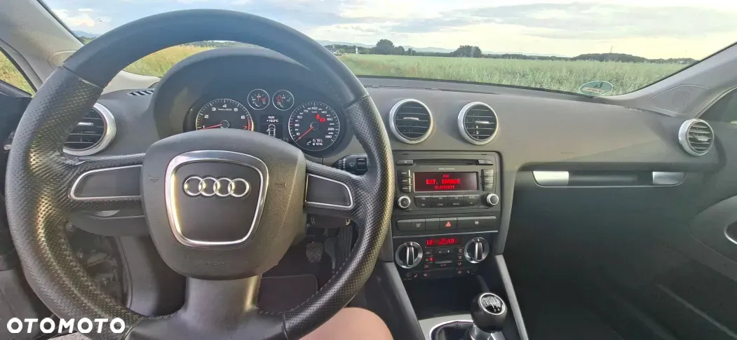 Audi A3 1.6 S Line Sportpaket plus - 9