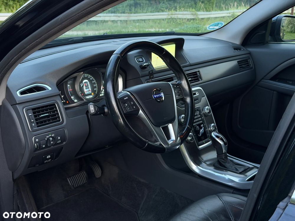 Volvo V70 D4 Geartronic Black Edition - 15