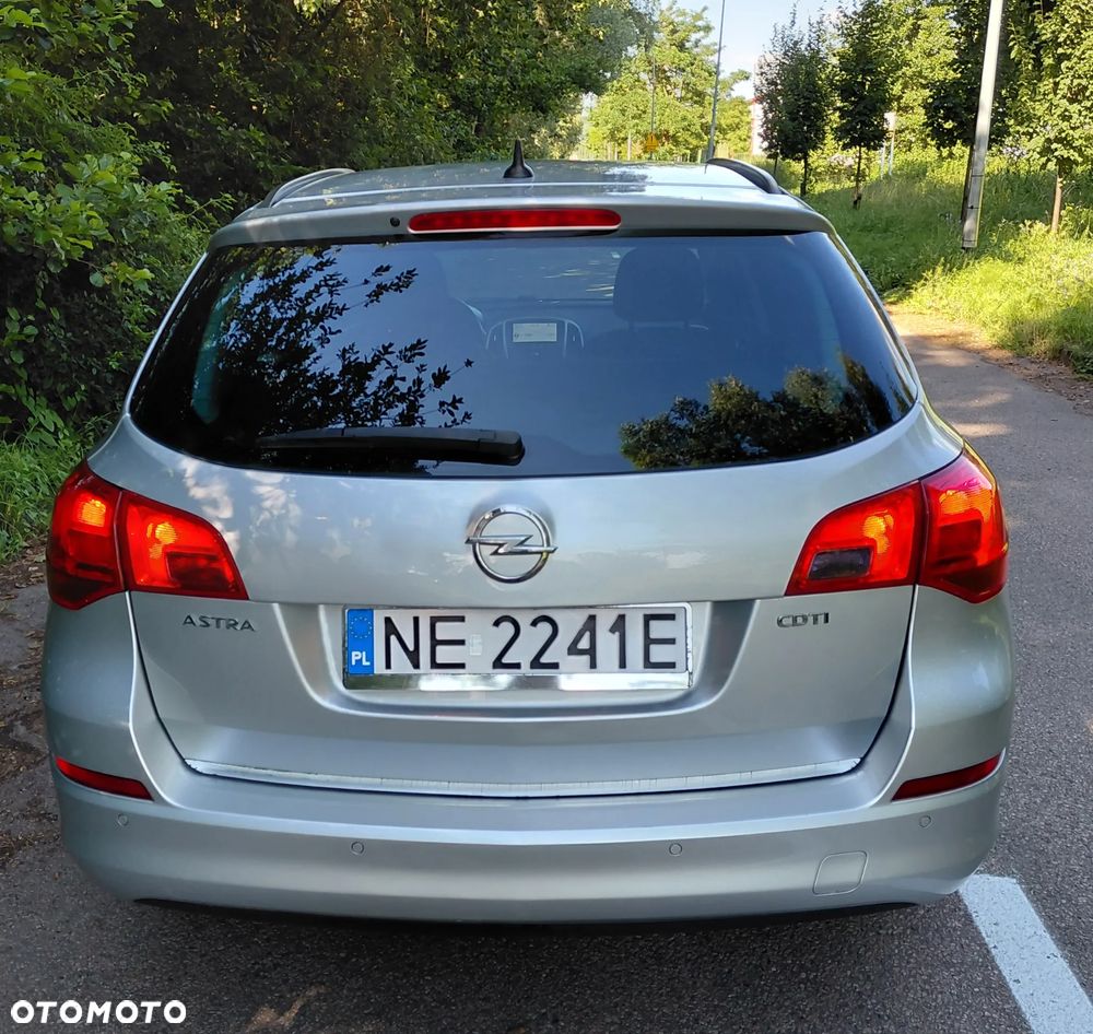 Opel Astra 1.7 CDTI DPF Cosmo - 12