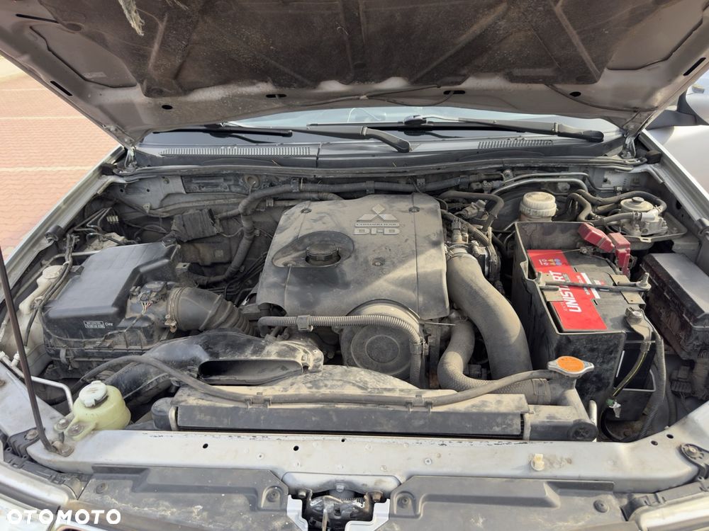 Mitsubishi L200 2.5 DID Intense - 21
