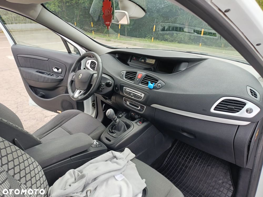 Renault Scenic 1.6 16V Authentique Euro5 - 13