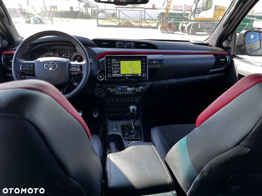 Toyota Hilux 2.8 D-4D Double Cab GR Sport 4x4 - 7