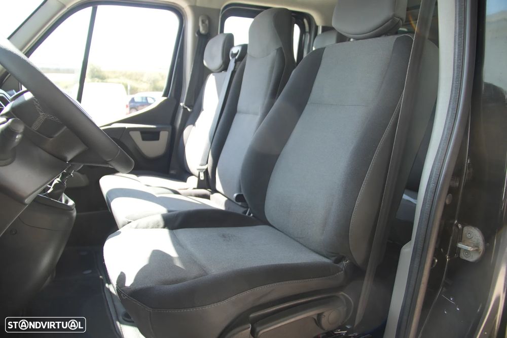 Renault Master 7Lugares Contentor 2.3DCI 125cv - 9