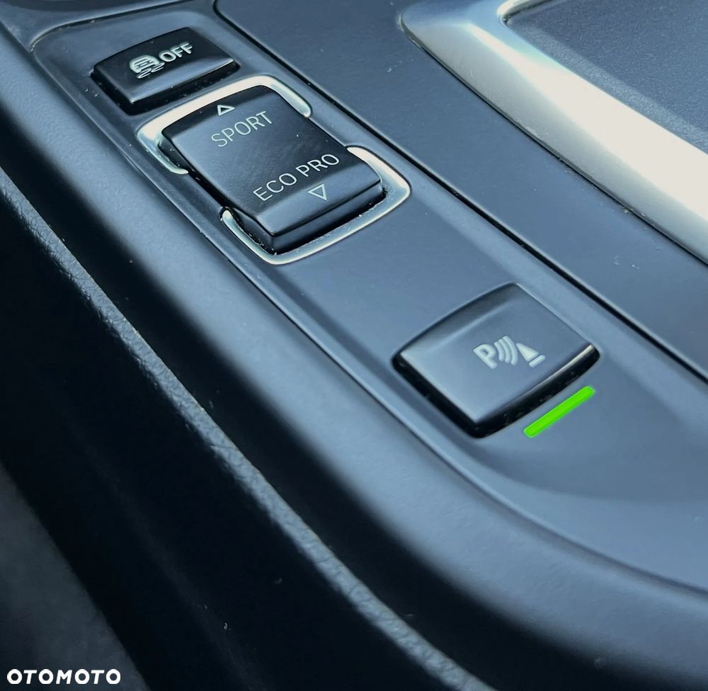 BMW Seria 3 318i Sport Line - 28
