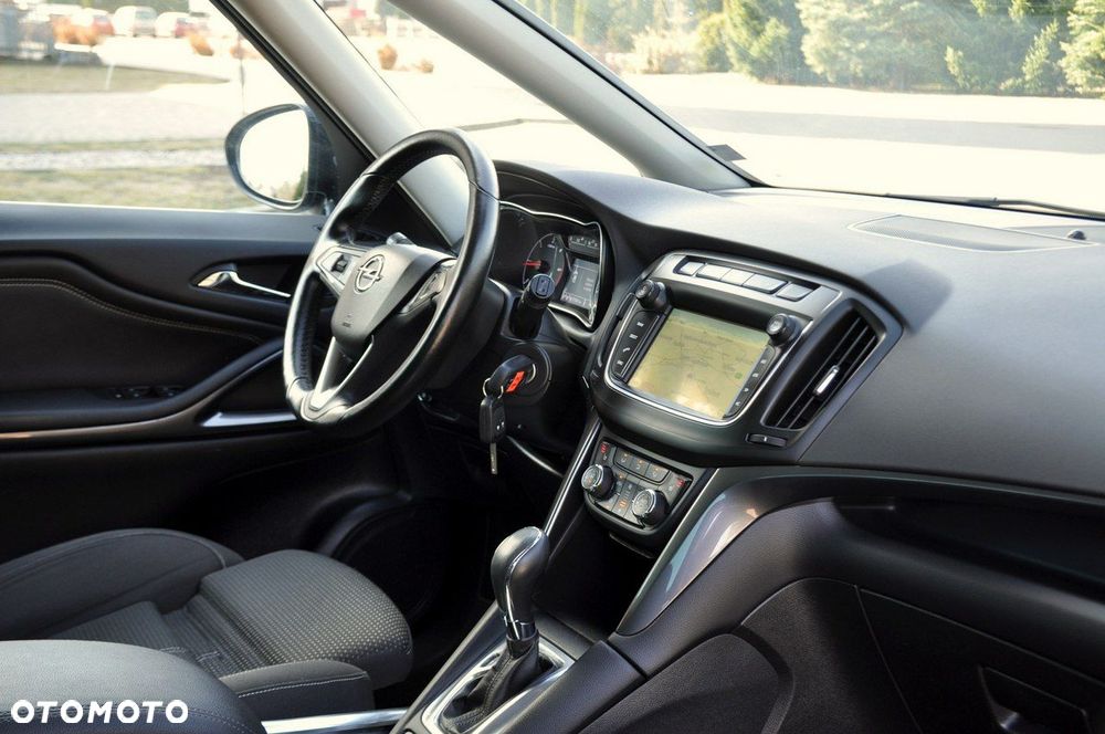 Opel Zafira - 18