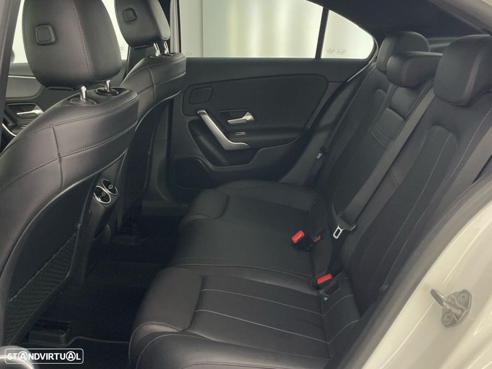 Mercedes-Benz A 180 - 12