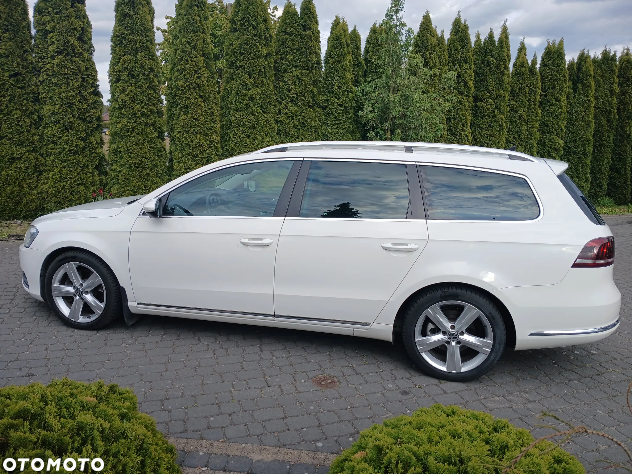 Volkswagen Passat Variant 2.0 TDI DSG BlueMotion Technology Highline - 14