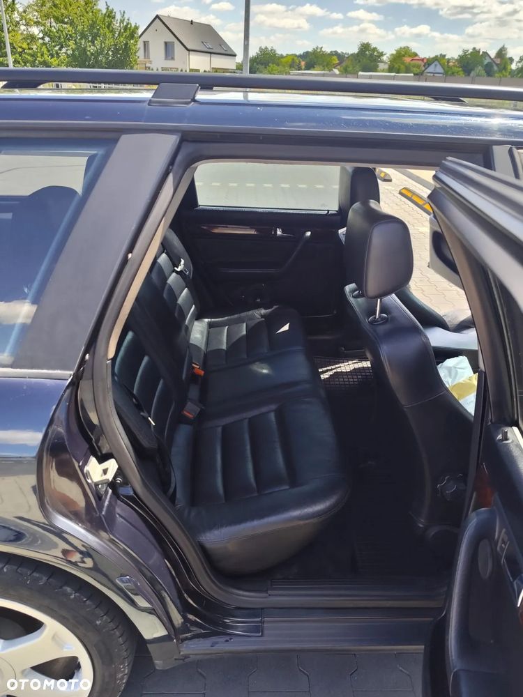Audi A6 Avant 2.6 E - 9
