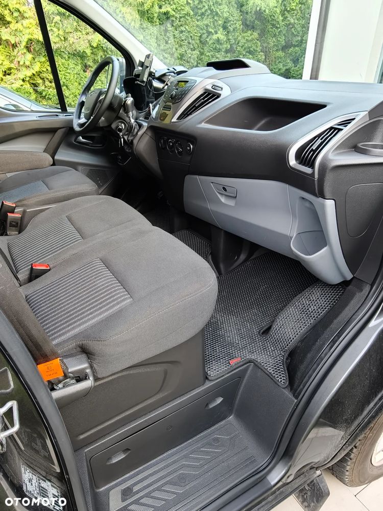 Ford Transit Custom - 13