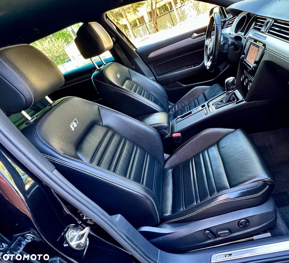 Volkswagen Passat Variant 2.0 TDI SCR 4Motion DSG Highline - 34