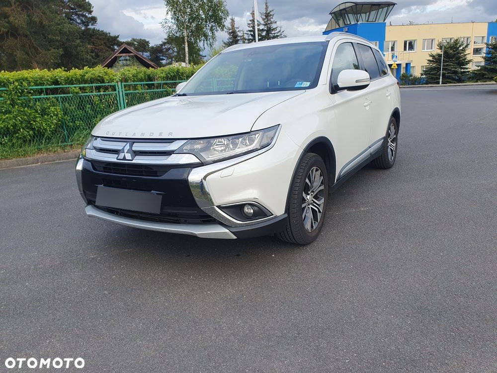 Mitsubishi Outlander 2.2 DID Intense + 4WD - 2
