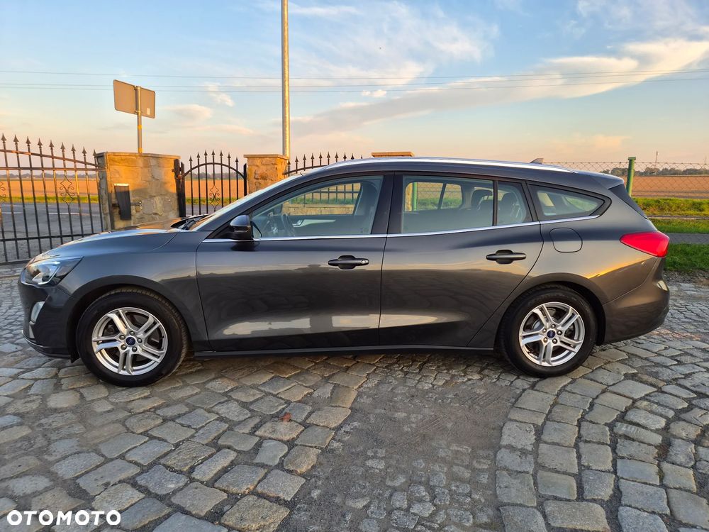 Ford Focus 1.0 EcoBoost Titanium - 8