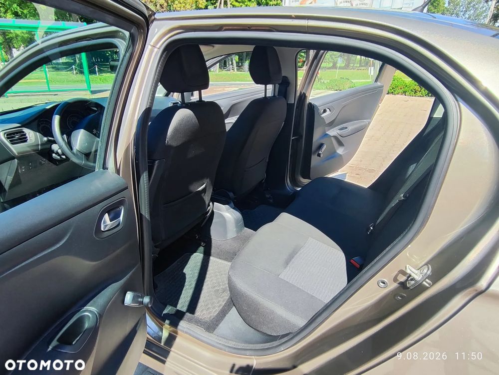 Peugeot 301 1.2 Pure Tech Access - 9