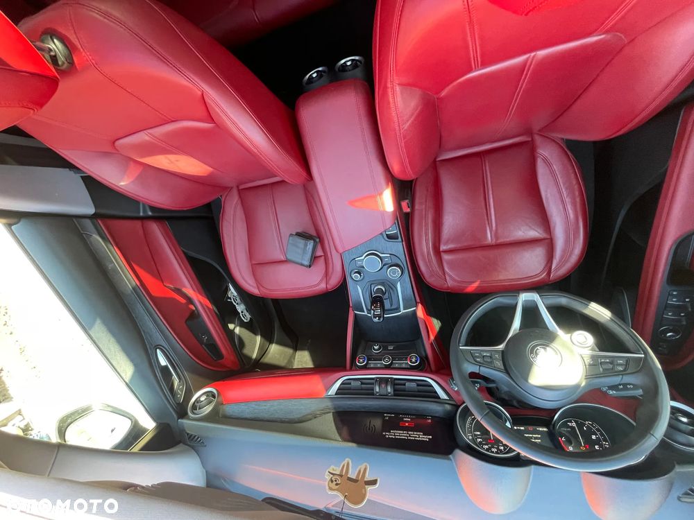 Alfa Romeo Stelvio 2.0 Turbo 16V AT8-Q4 Sprint - 30