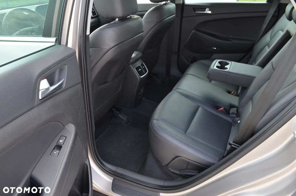 Hyundai Tucson 1.6 T-GDI GO 4WD DCT - 25