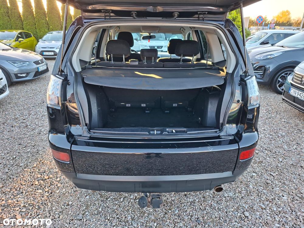 Mitsubishi Outlander 2.4 Invite - 17