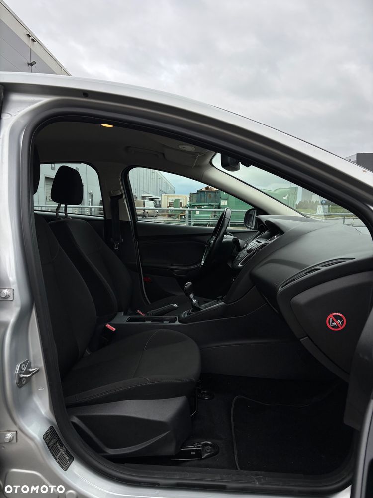 Ford Focus 1.6 TDCi DPF Trend - 13