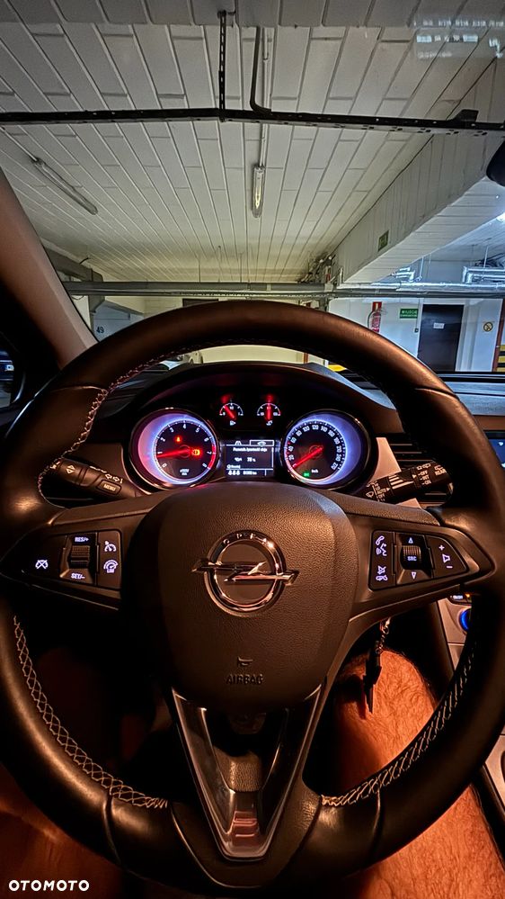 Opel Astra 1.4 T Enjoy S&S - 1