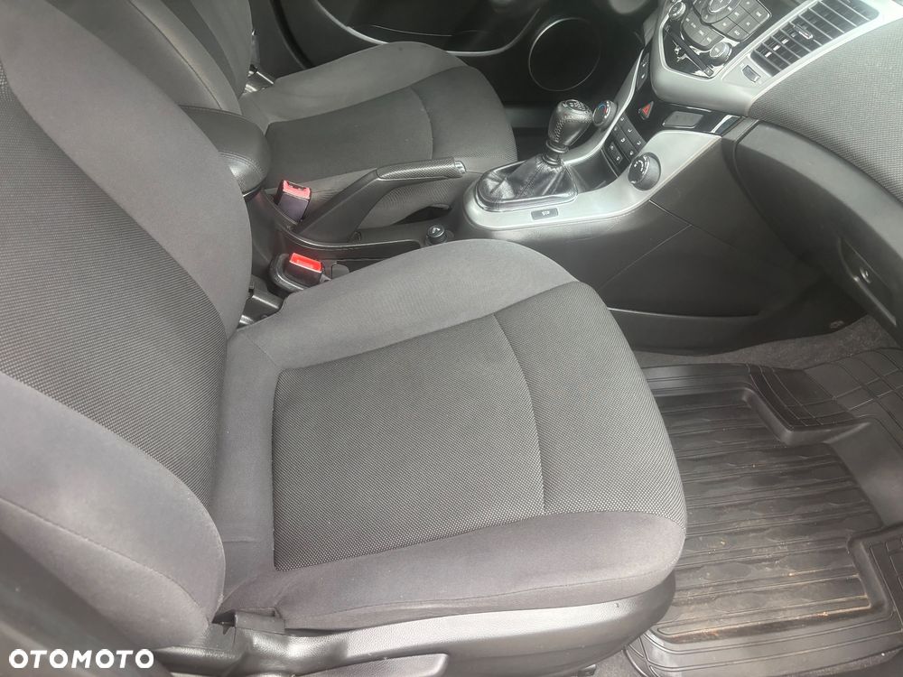 Chevrolet Cruze 1.6 LT - 25