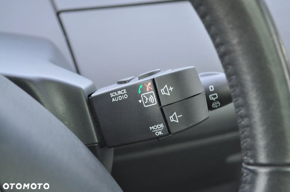 Renault Espace 2.0 dCi Privilege - 27