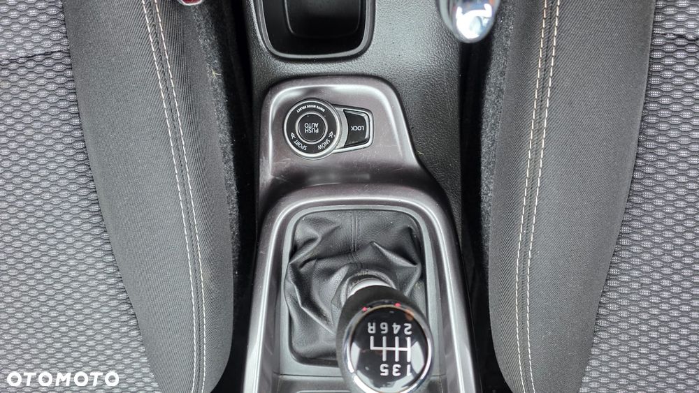 Suzuki Vitara 1.4 Boosterjet Hybrid Allgrip Comfort - 10