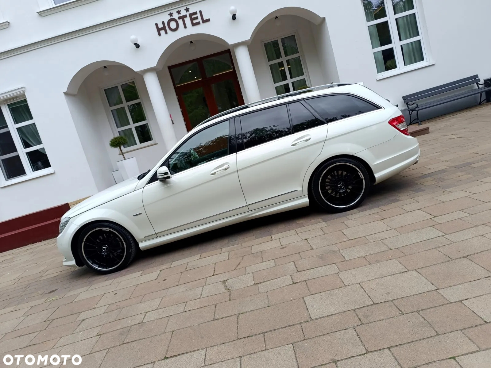 Mercedes-Benz Klasa C 220 (BlueTEC) d BlueEFFICIENCY Edition 7G-TRONIC AMG Line - 19