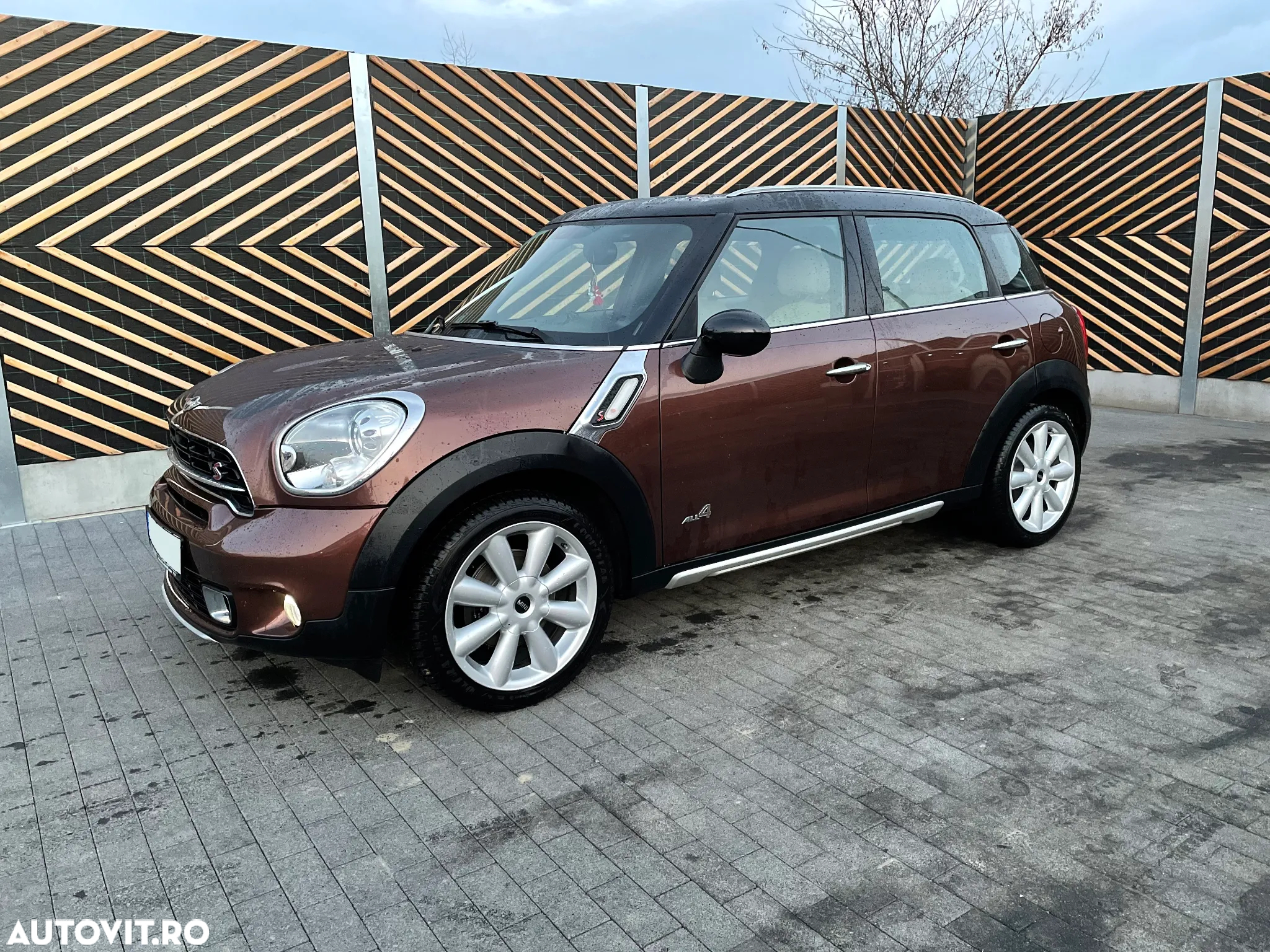 Mini Countryman Cooper SD ALL4 - 12