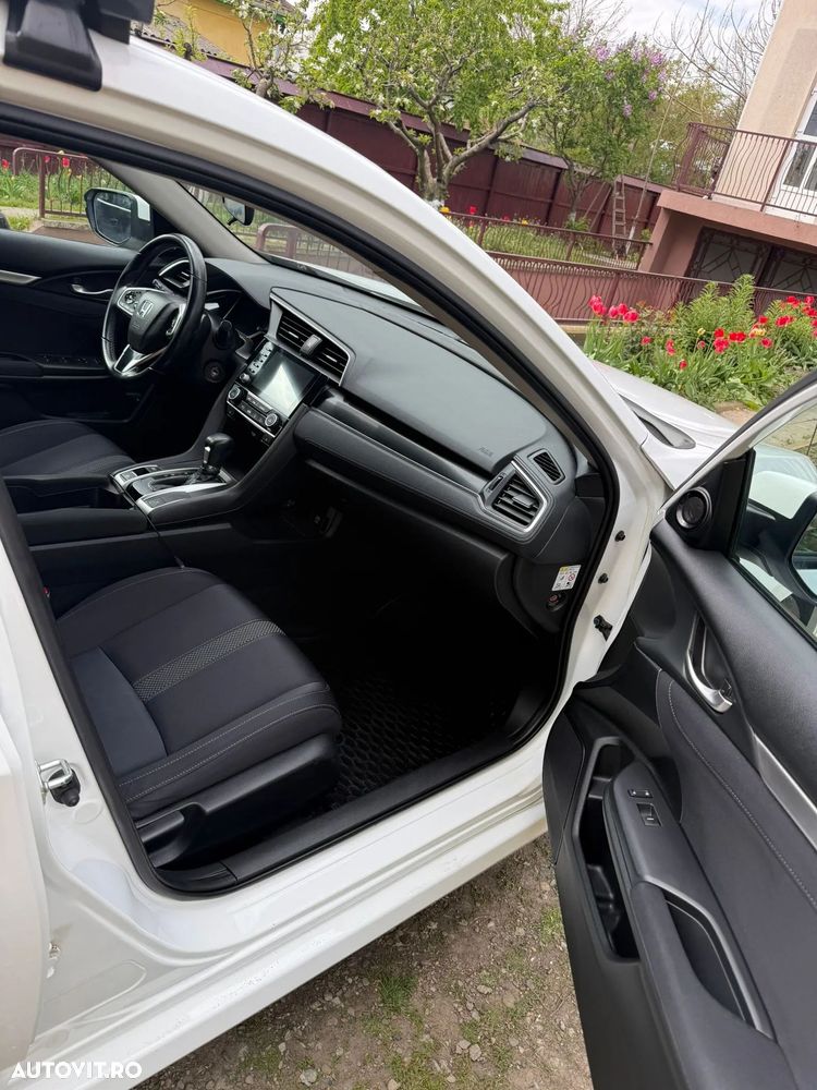 Honda Civic 1.5 VTEC Turbo CVT Elegance Navi - 15